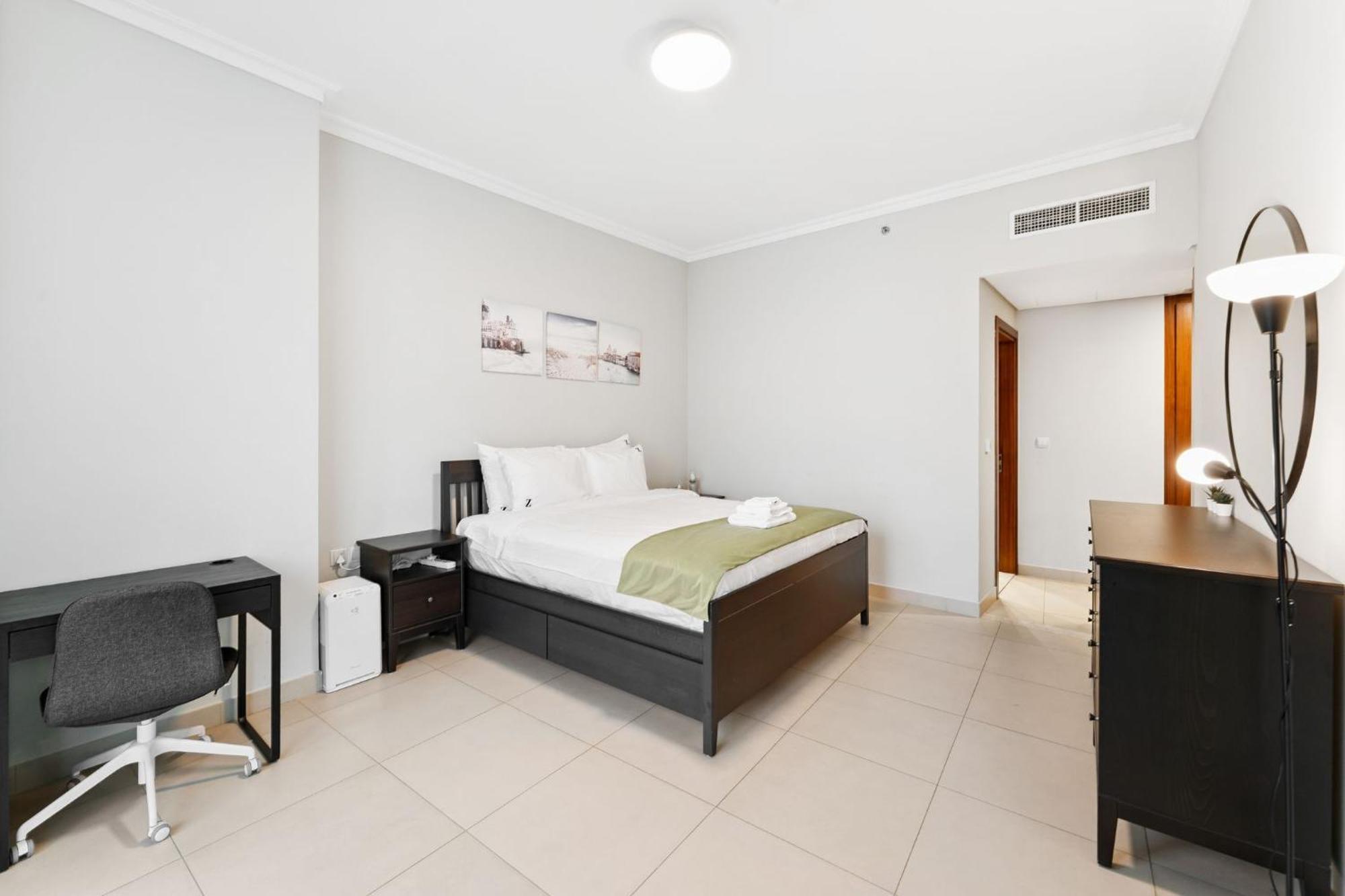 Family Abode 3Br Apartment In Downtown Dubai With Burj Khalifa Views Apartment