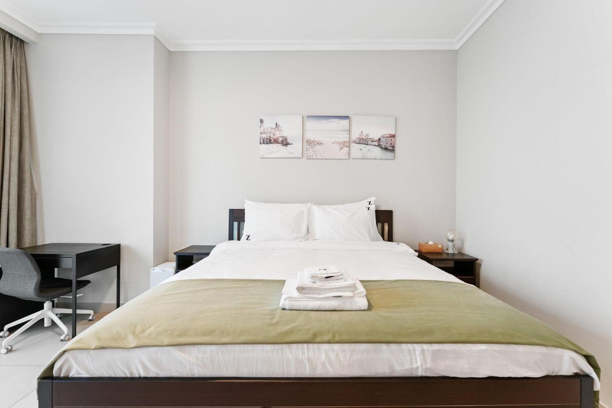 Apartment Family Abode 3Br Apartment In Downtown Dubai With Burj Khalifa Views *