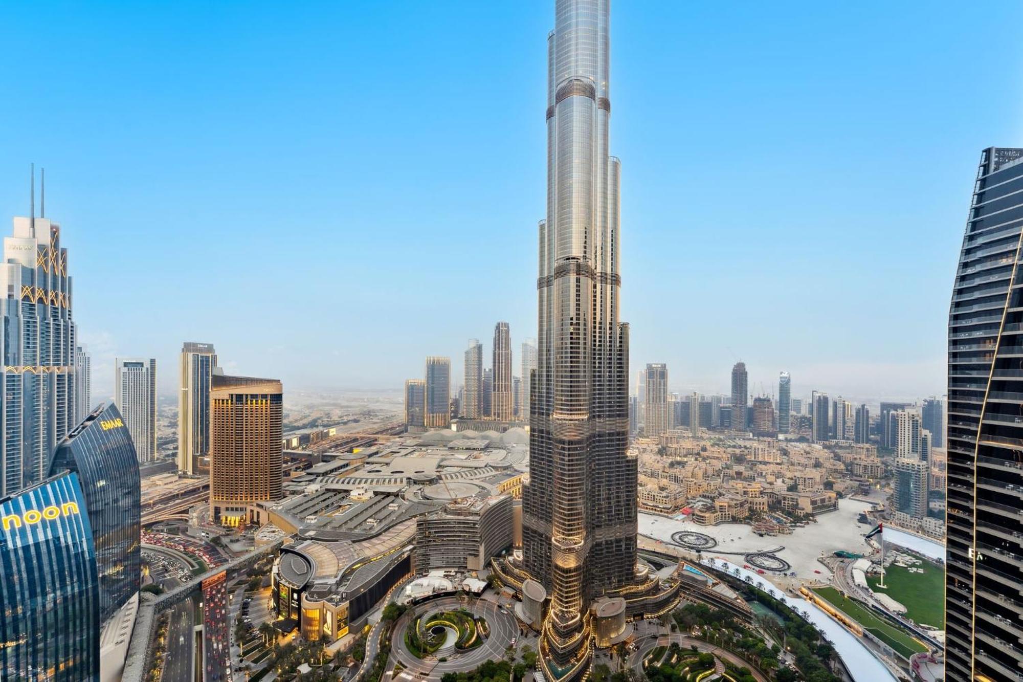 Family Abode 3Br Apartment In Downtown Dubai With Burj Khalifa Views